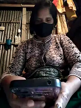 Snapshot of Koyel-Sen chatting on 01.08.25 Koyel-Sen online show from 01.08.25