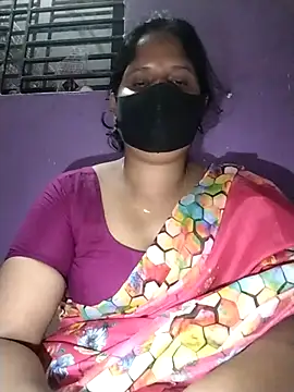 Snapshot of Koyel-Sen chatting on 02.05.25 Koyel-Sen online show from 02.05.25