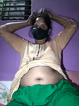 Snapshot of Koyel-Sen chatting on 03.05.25 Koyel-Sen online show from 03.05.25