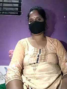 Snapshot of Koyel-Sen chatting on 03.11.25 Koyel-Sen online show from 03.11.25