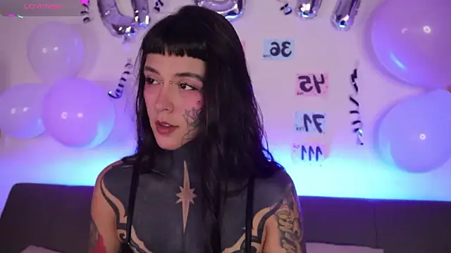 Snapshot of FairyFlexxxx chatting on 02.06.26 FairyFlexxxx online show from 02.06.26