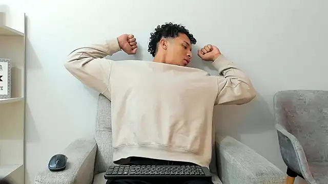 Snapshot of Dominick_star chatting on 01.31.25 Dominick star online show from 01.31.25