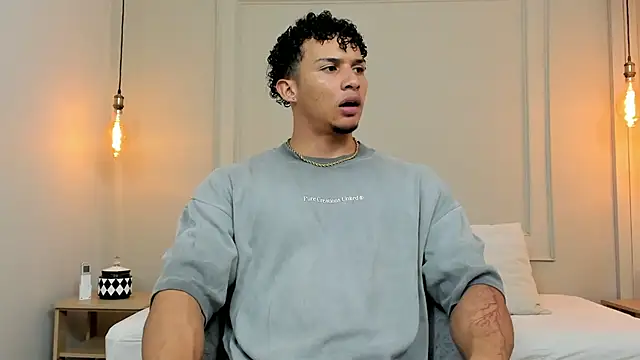 Snapshot of Dominick_star chatting on 02.02.25 Dominick star online show from 02.02.25