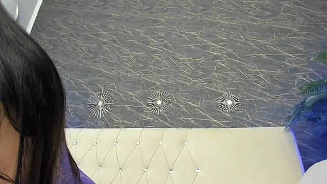 moona ray online show from 02.20.25