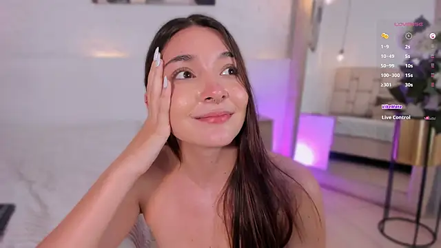 lexiee grey  online show from 02.24.25