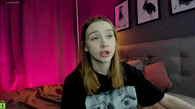 Lesi Moonie01 online show from 03.07.26