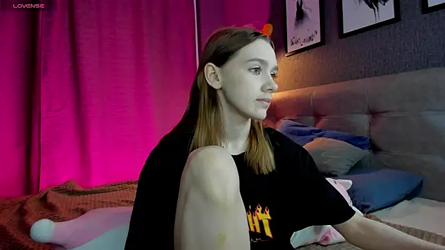 Lesi Moonie01 online show from 03.12.26