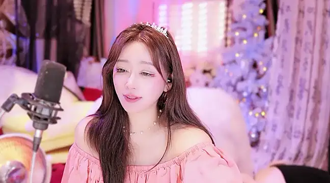 Snapshot of Missy_Nana21 chatting on 01.31.25 Missy Nana21 online show from 01.31.25