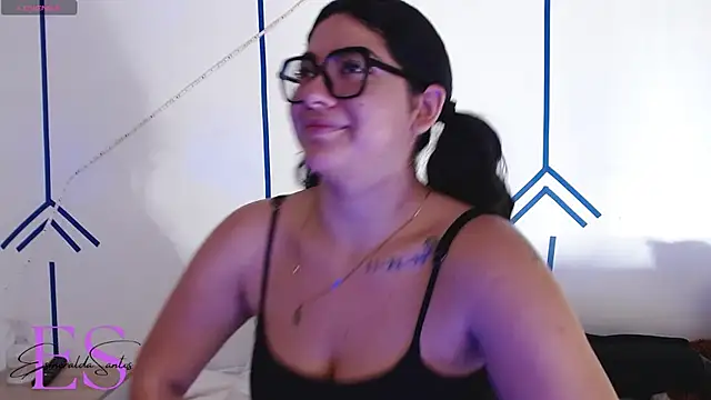 EsmeraldaSantoss online show from 01.07.25