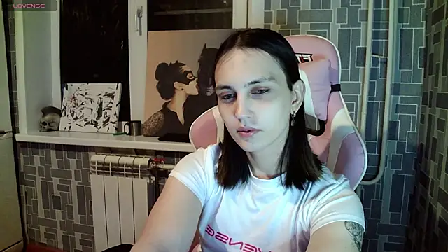 Snapshot of BlackHe4rts_ chatting on 12.09.24 BlackHe4rts online show from 12.09.24