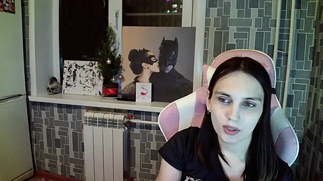 Snapshot of BlackHe4rts_ chatting on 02.18.25 BlackHe4rts online show from 02.18.25