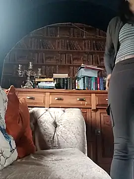 LuLuLover89 online show from 01.31.25