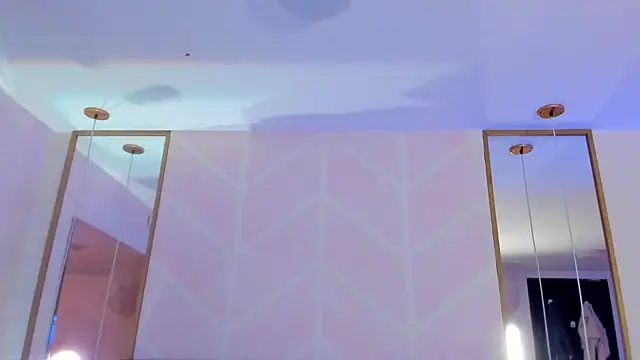 GabyPetit online show from 11.27.25