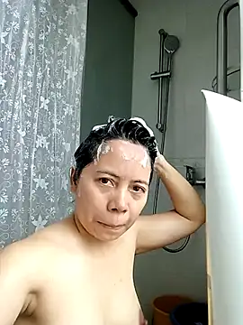 Snapshot of doggiepossession chatting on 03.13.25 doggiepossession online show from 03.13.25