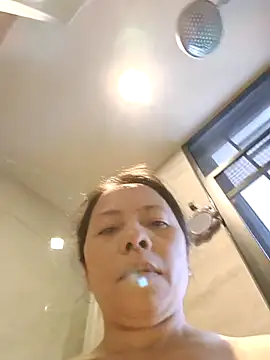 Snapshot of doggiepossession chatting on 11.29.25 doggiepossession online show from 11.29.25