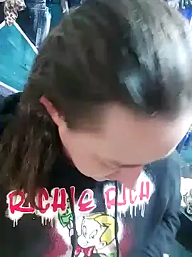 Boo-boo kittyfux online show from 10.27.25