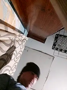 Boo-boo kittyfux online show from 11.04.25