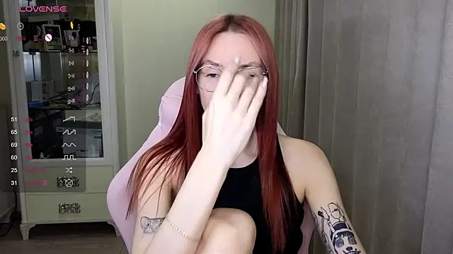 littlevildevil online show from 10.22.25