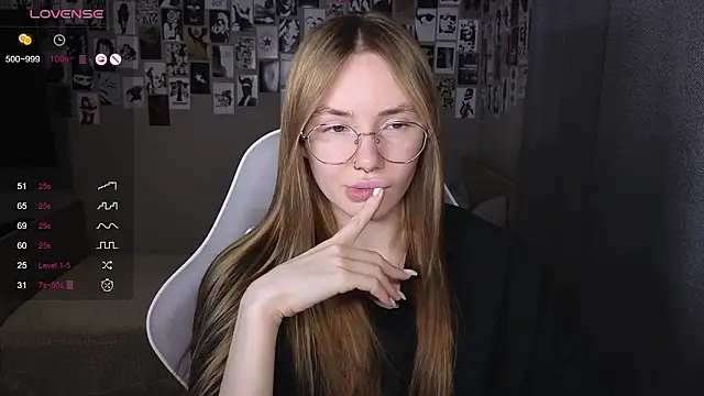 littlevildevil online show from 03.15.26