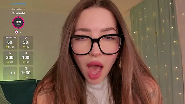 Oh My Dianee online show from 05.25.26