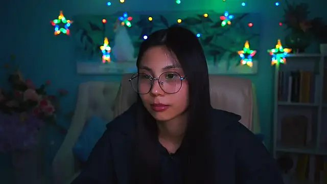 LittleSally   online show from 12.05.24