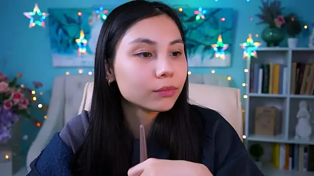 LittleSally   online show from 12.10.24