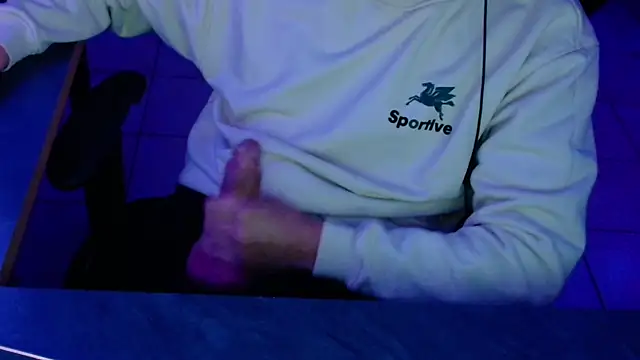 Snapshot of Vlad230323 chatting on 11.23.25 Vlad230323 online show from 11.23.25