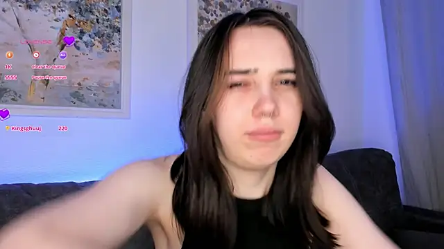 Snapshot of GillianDowdey chatting on 02.05.25 GillianDowdey online show from 02.05.25