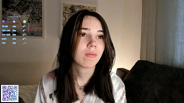 Snapshot of GillianDowdey chatting on 03.15.25 GillianDowdey online show from 03.15.25