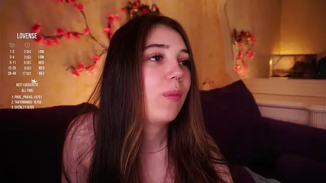 Snapshot of GillianDowdey chatting on 02.22.26 GillianDowdey online show from 02.22.26