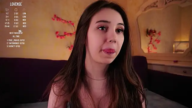 Snapshot of GillianDowdey chatting on 03.03.26 GillianDowdey online show from 03.03.26