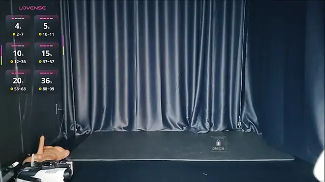 Snapshot of Youth3_ chatting on 09.12.25 Youth3  online show from 09.12.25