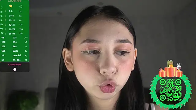 AislyEmbury online show from 12.02.25