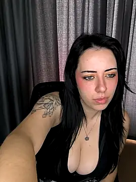 Snapshot of ForbiddenAmaraVIP chatting on 03.13.25 ForbiddenAmaraVIP online show from 03.13.25