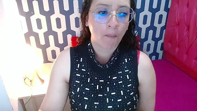 sarax ximena online show from 10.31.25