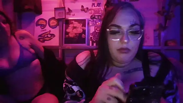 Snapshot of s6tan6whor6 chatting on 02.08.25 s6tan6whor6 online show from 02.08.25