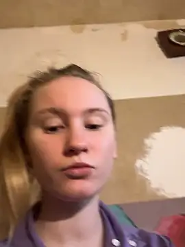 Snapshot of saint_cat25 chatting on 11.21.25 saint cat25 online show from 11.21.25