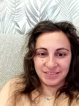 ShelaDiass online show from 10.10.25