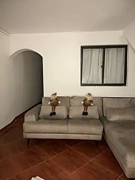 MollySanders    online show from 12.12.24