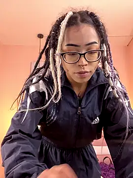 Violetta Suky online show from 10.08.25