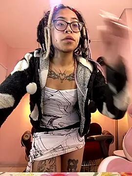 Violetta Suky online show from 10.22.25