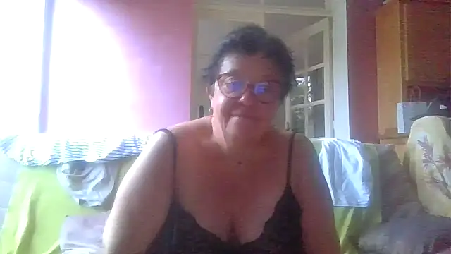 Vandeae44 online show from 06.15.26