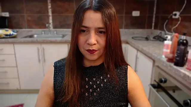 Heidy Wells online show from 09.29.25