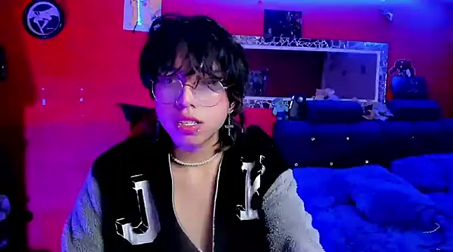 AnggelONfiree online show from 12.31.24