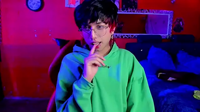 AnggelONfiree online show from 03.10.25