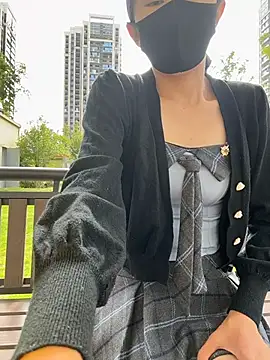 Snapshot of moneymaker_taipei chatting on 10.02.25 moneymaker taipei online show from 10.02.25