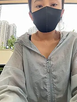 Snapshot of moneymaker_taipei chatting on 10.05.25 moneymaker taipei online show from 10.05.25