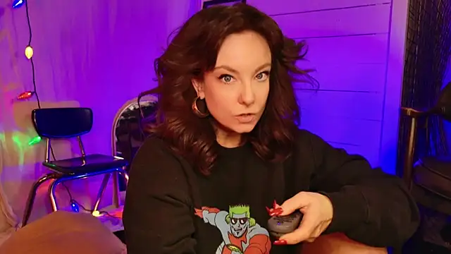 Evagirl88 online show from 12.24.24