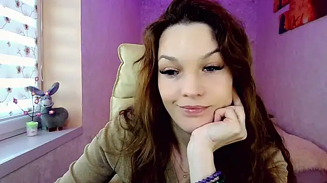 impossibleluna online show from 04.12.26