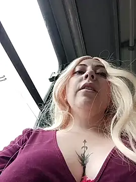 madelaine- online show from 02.06.26